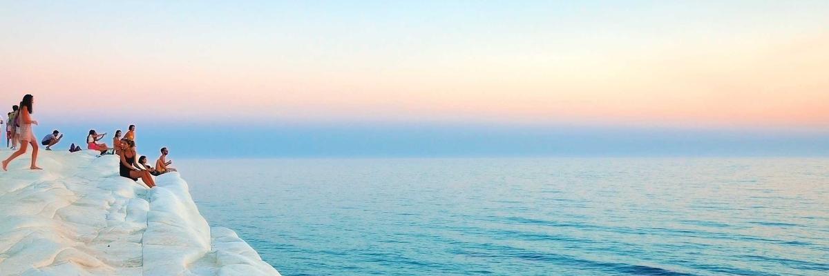 Carroll Gardens, Brooklyn neighborhood near Little Makers Studio